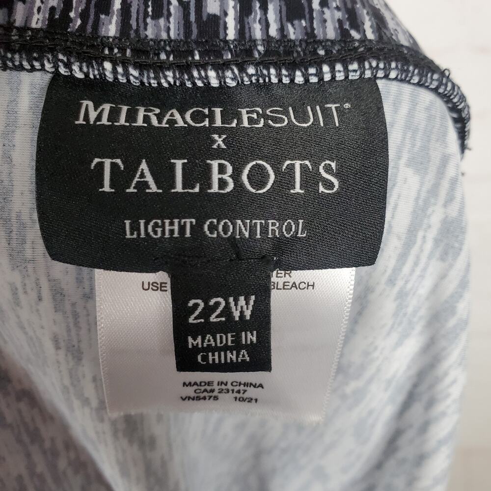 Talbots x Miraclesuit Vented Swim Skirt Bottom Plus Size 22W Light Control Black - Picture 9 of 12